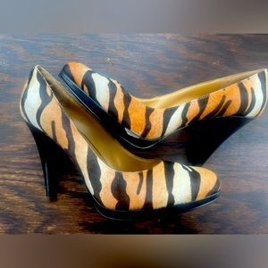 Nine West heels. Size 9 US. Faux Fur